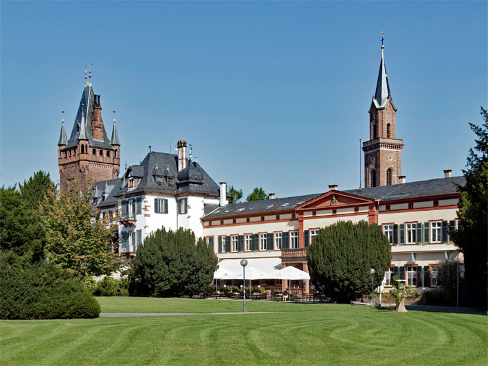 Schlosspark von Schloss Weinheim an der Bergstraße