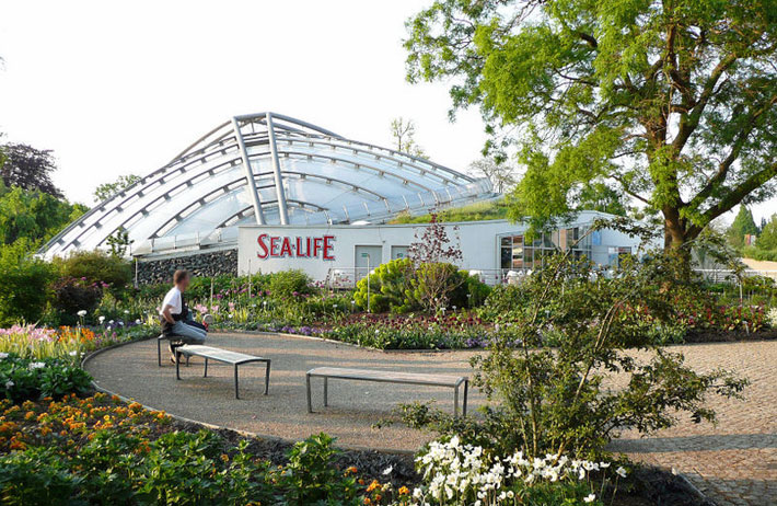 Eingang zum Sealife Aquarium im Berggarten Hannover